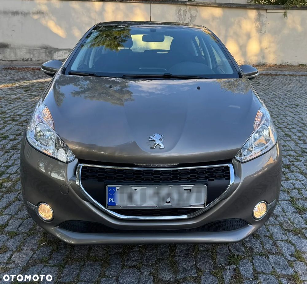 Peugeot 208 - 3