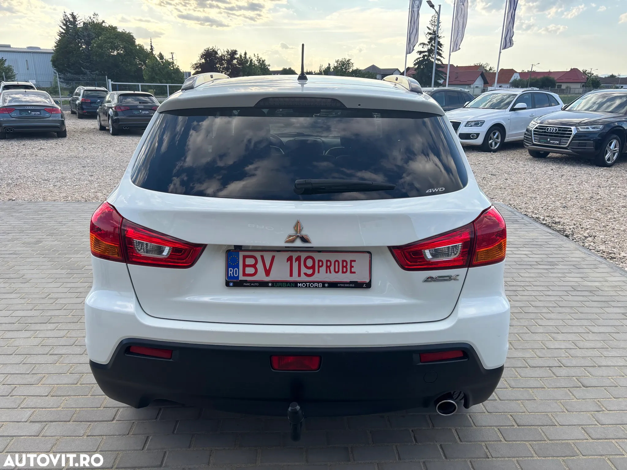 Mitsubishi ASX 1.8 DI-D 4WD Instyle - 21