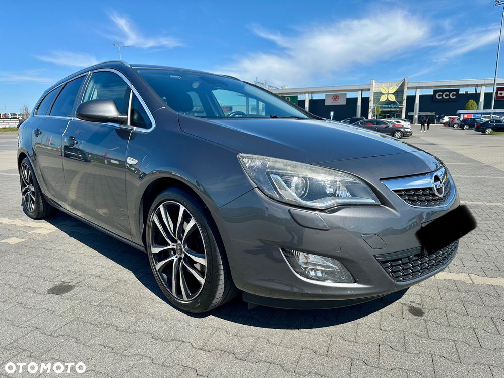 Opel Astra 1.6 Turbo Edition - 2