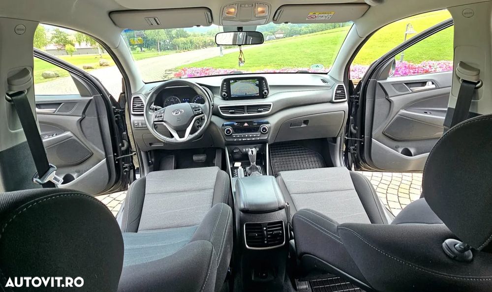 Hyundai Tucson 1.6 CRDi 4WD 7DCT Style - 9