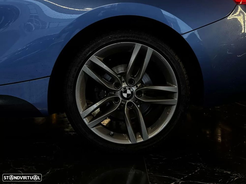 BMW 118 d Pack M - 15