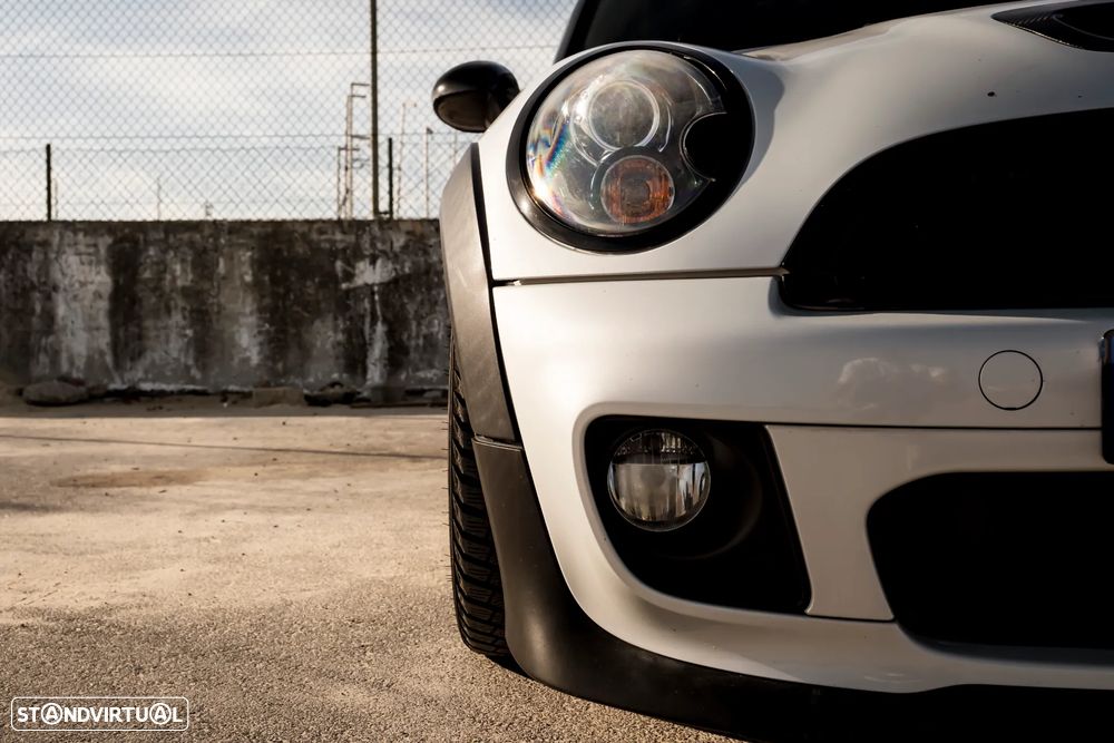 MINI 3 Portas John Cooper Works - 18
