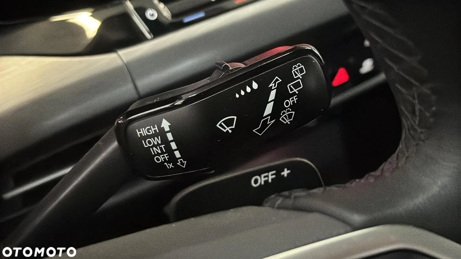 Volkswagen Golf VIII 1.5 eTSI EVO Style DSG - 34