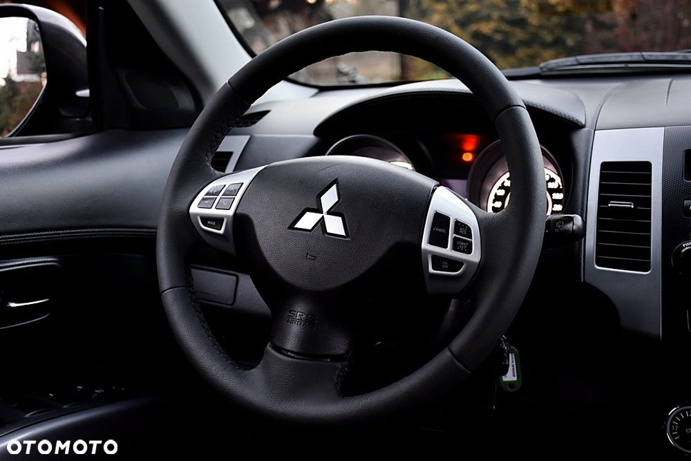 Mitsubishi Outlander 2.2 DI-D ClearTec 2WD Edition - 19