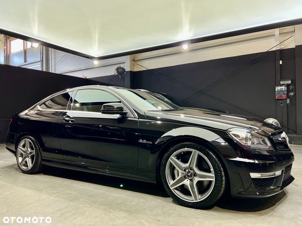 Mercedes-Benz Klasa C 63 AMG Coupe AMG SPEEDSHIFT MCT - 5