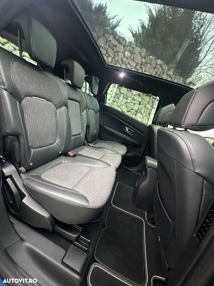 Renault Grand Scenic TCe 140 GPF BLACK EDITION - 10