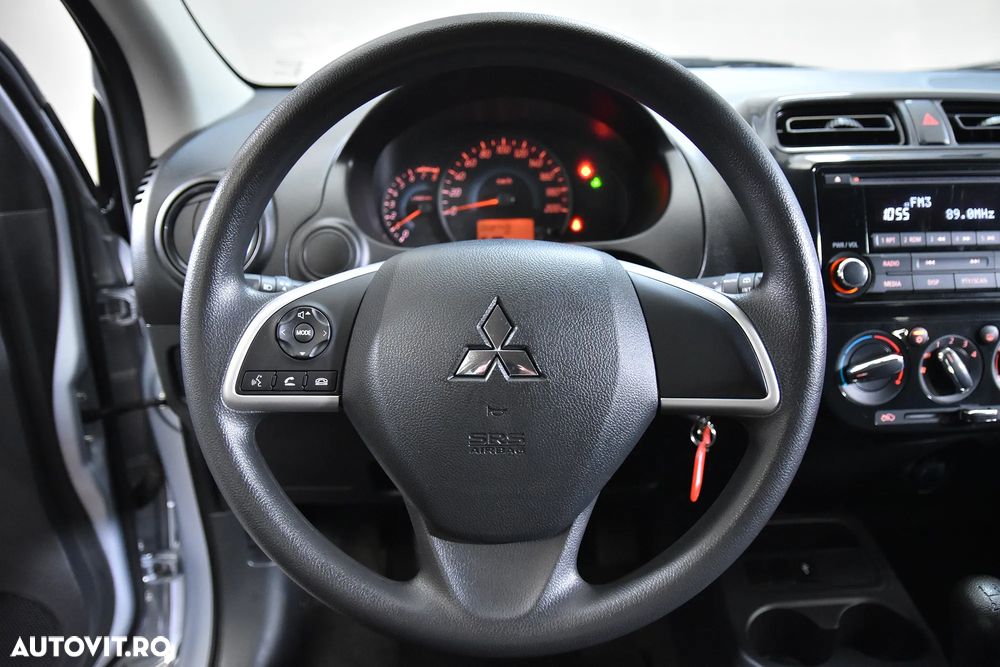 Mitsubishi Space Star - 16