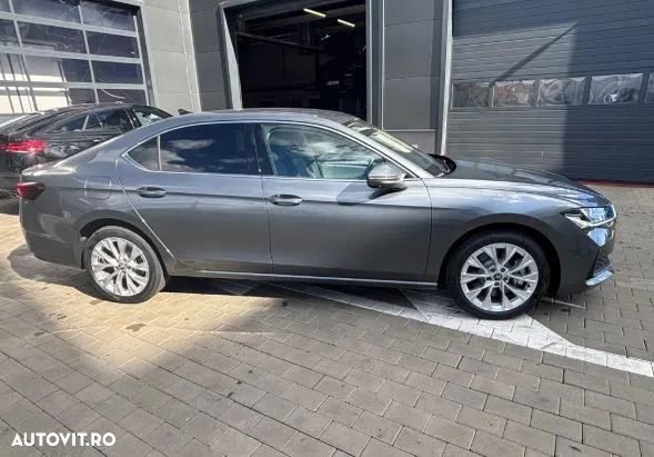 Skoda Superb 2.0 TDI DSG 4X4 Selection - 8