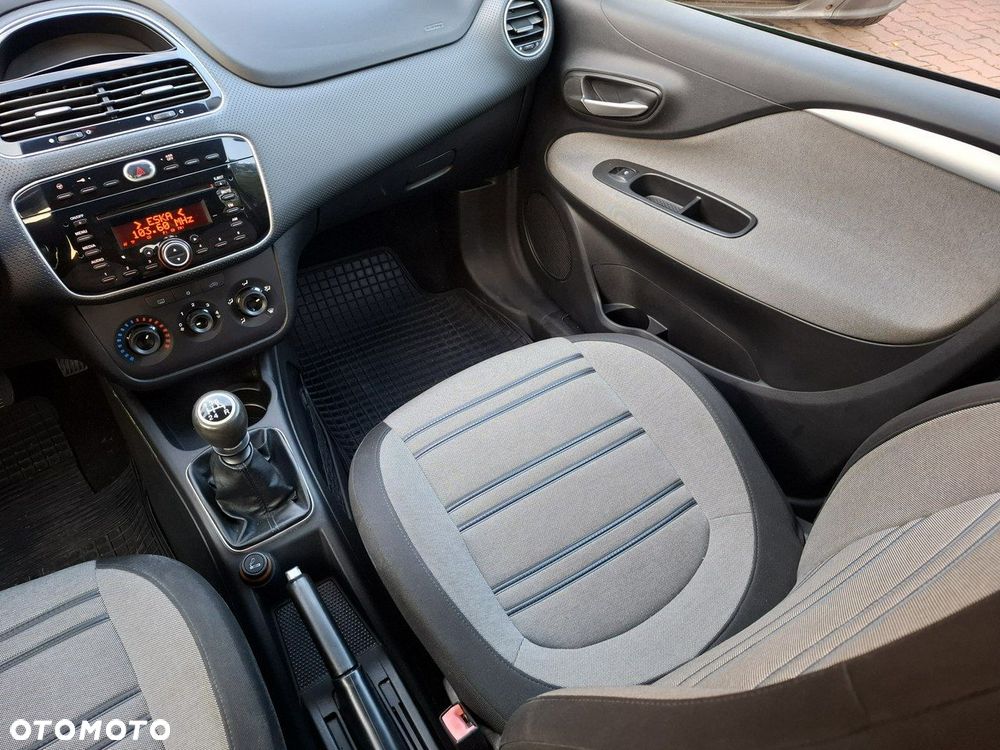 Fiat Punto Evo 1.2 8V Dynamic - 28