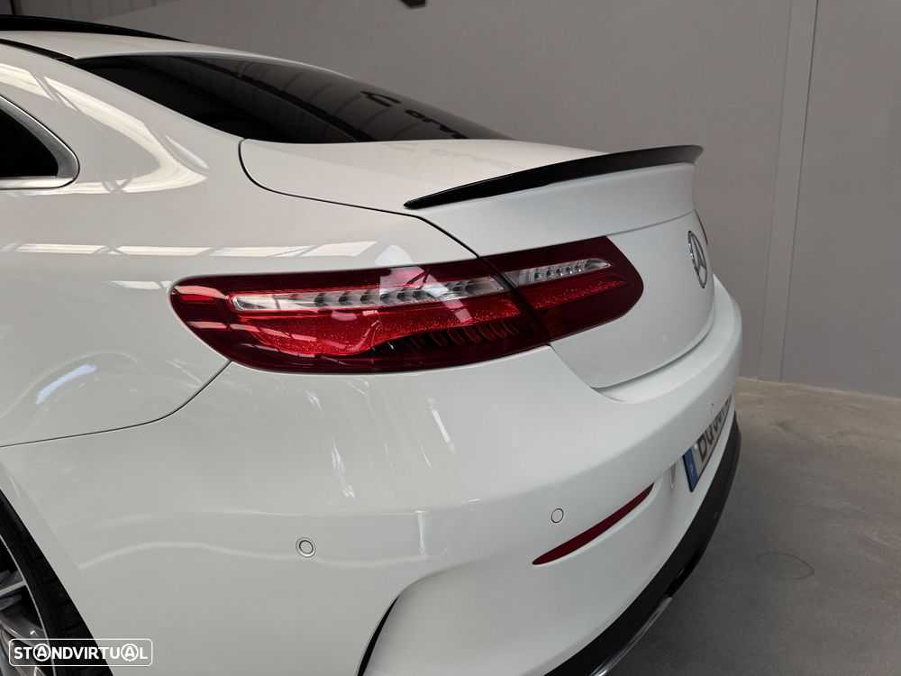 Mercedes-Benz E 220 d Coupe 9G-TRONIC AMG Line - 31