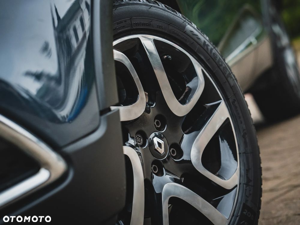 Renault Captur ENERGY TCe 120 EDC LIMITED - 4