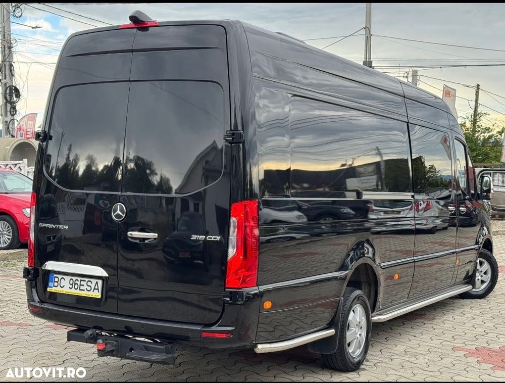Mercedes-Benz Sprinter - 4