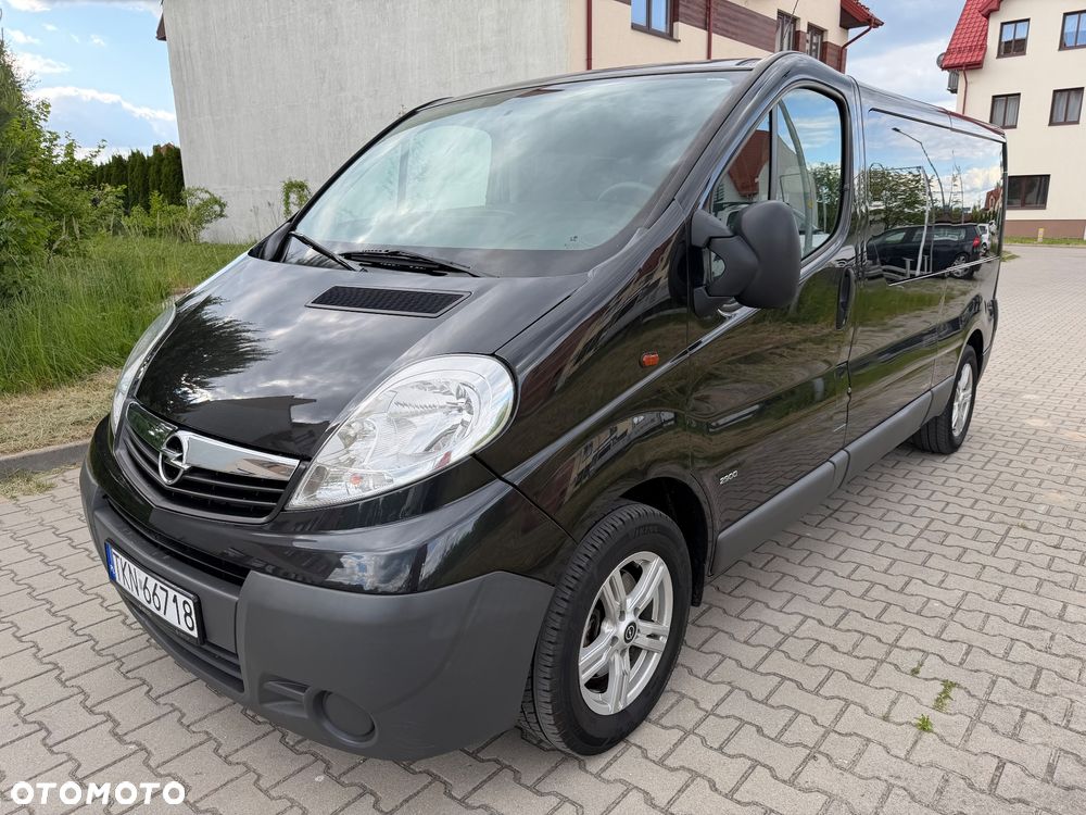 Opel VIVARO L2H1 Długi Klima Dubel Kabina 5os Brygadówka Hak Dźwig