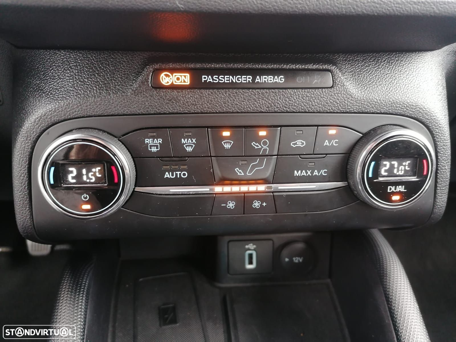 Ford Focus 1.0 EcoBoost Active X - 16