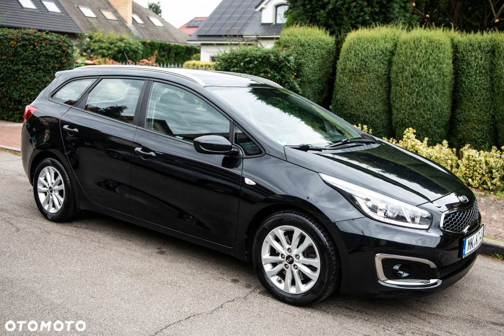 Kia Ceed 1.6 GDI ISG Vision - 3
