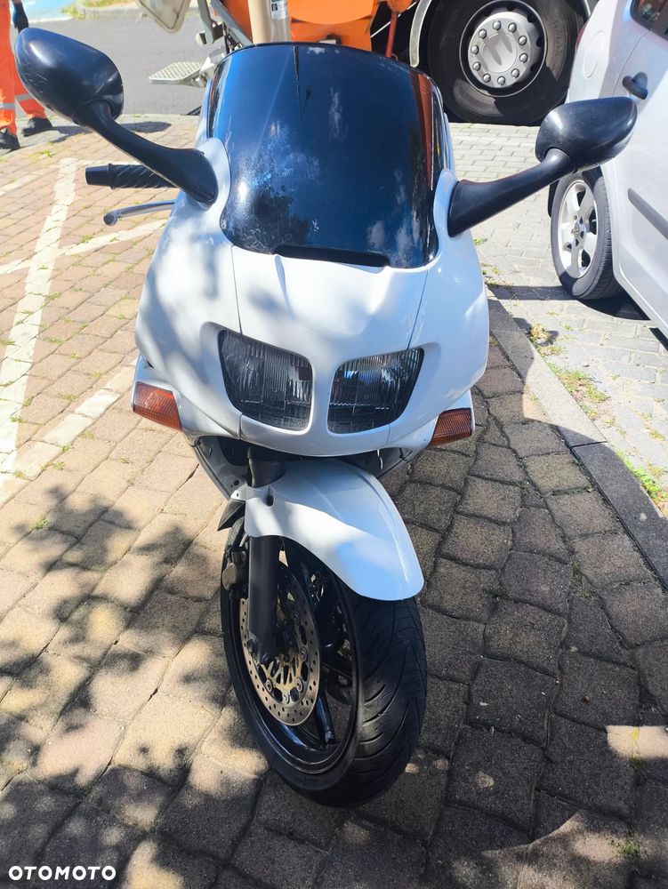 Honda VFR - 1