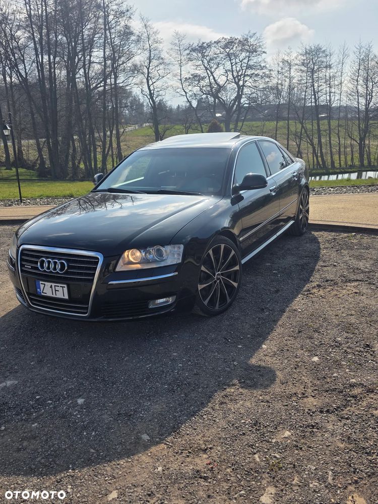 Audi A8 4.2 FSI Quattro - 2