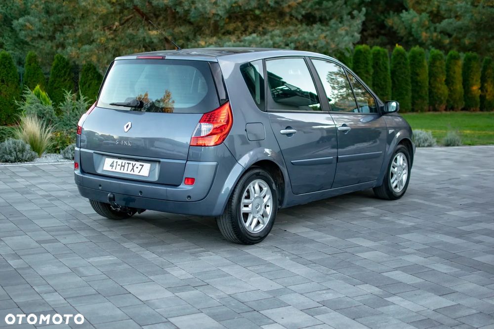 Renault Scenic - 17