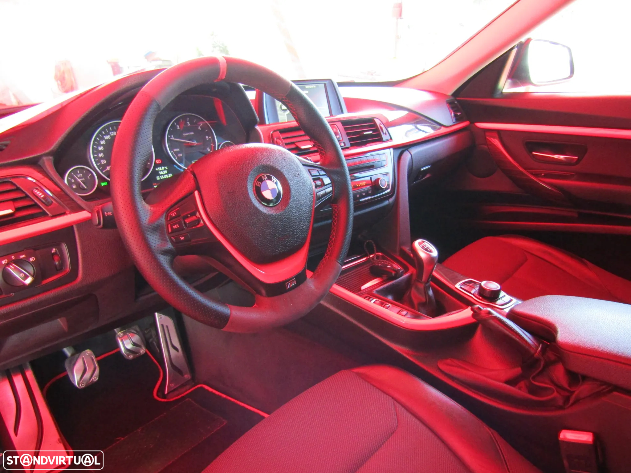 BMW 318 Gran Turismo d Pack M - 10