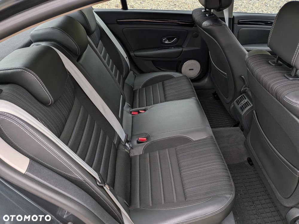 Renault Laguna 2.0 dCi Bose Edition - 8