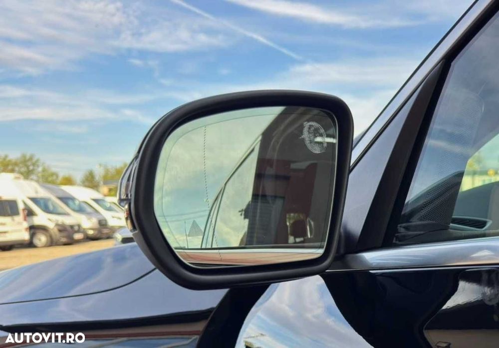 Mercedes-Benz GLC - 16