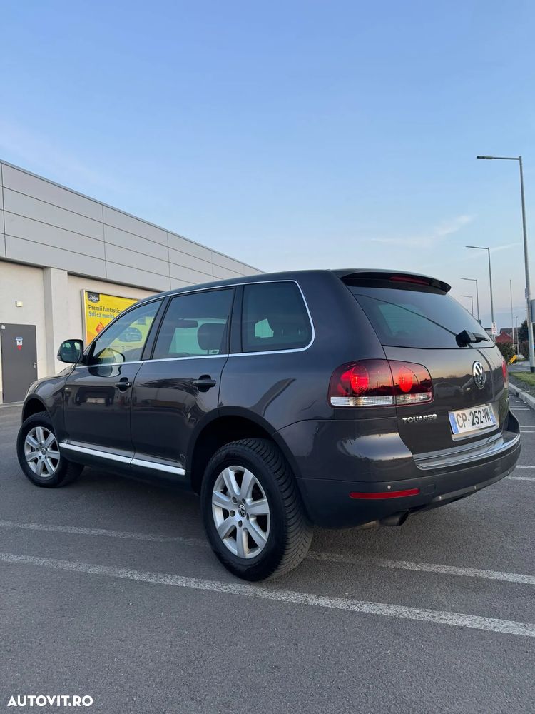 Volkswagen Touareg - 4