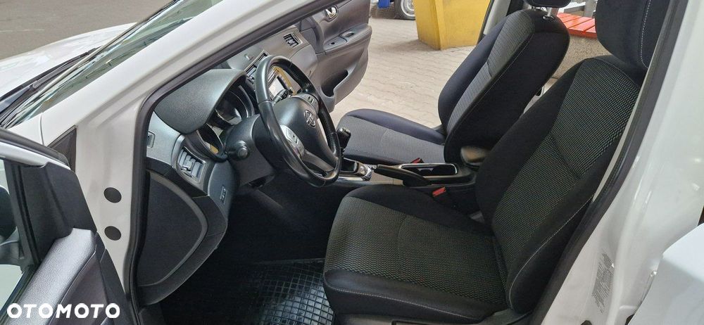 Nissan Pulsar - 12