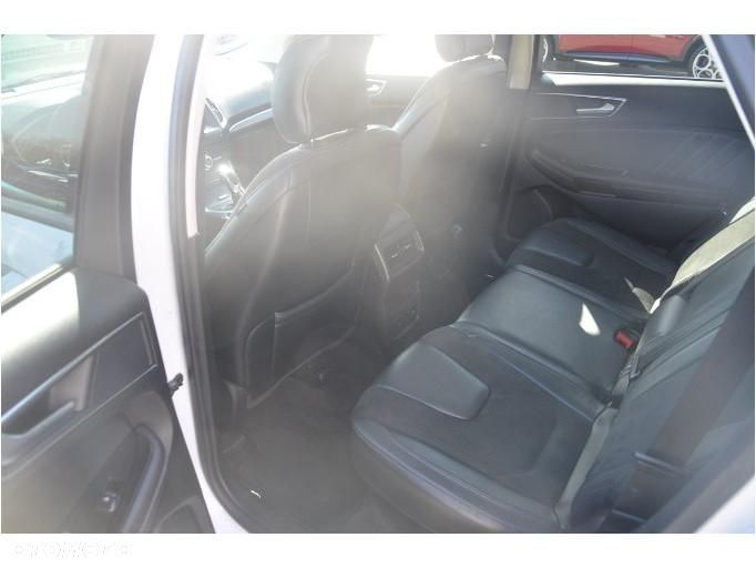 Ford Edge - 19