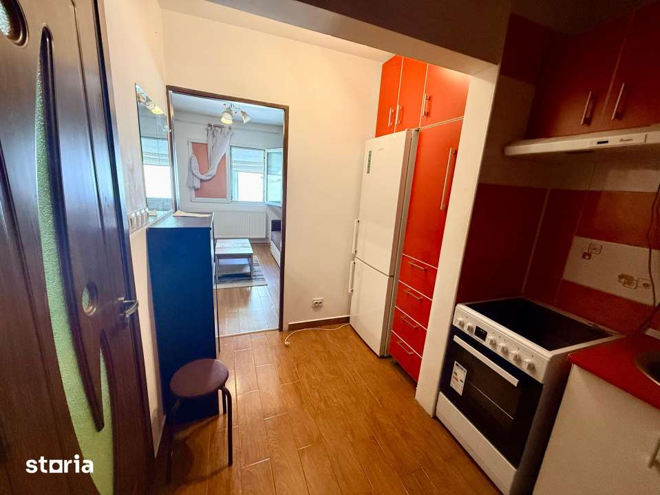 Garsoniera | Titan | Ozana | Metrou - Imagine principală: 4/7