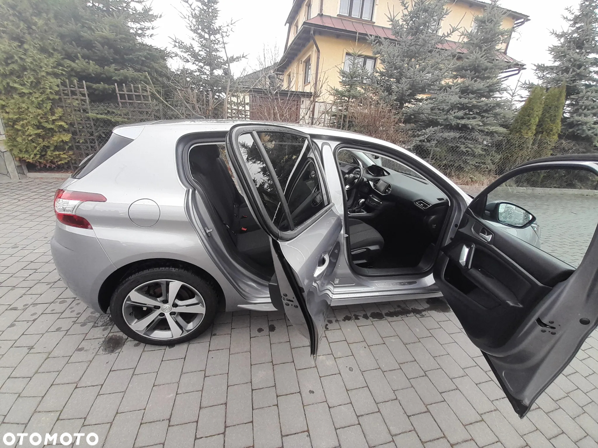 Peugeot 308 1.6 BlueHDi Style S&S - 10