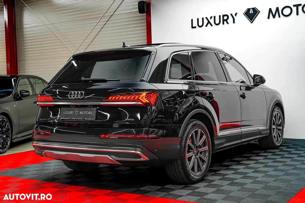 Audi Q7 55 TFSIe quattro tiptronic - 11