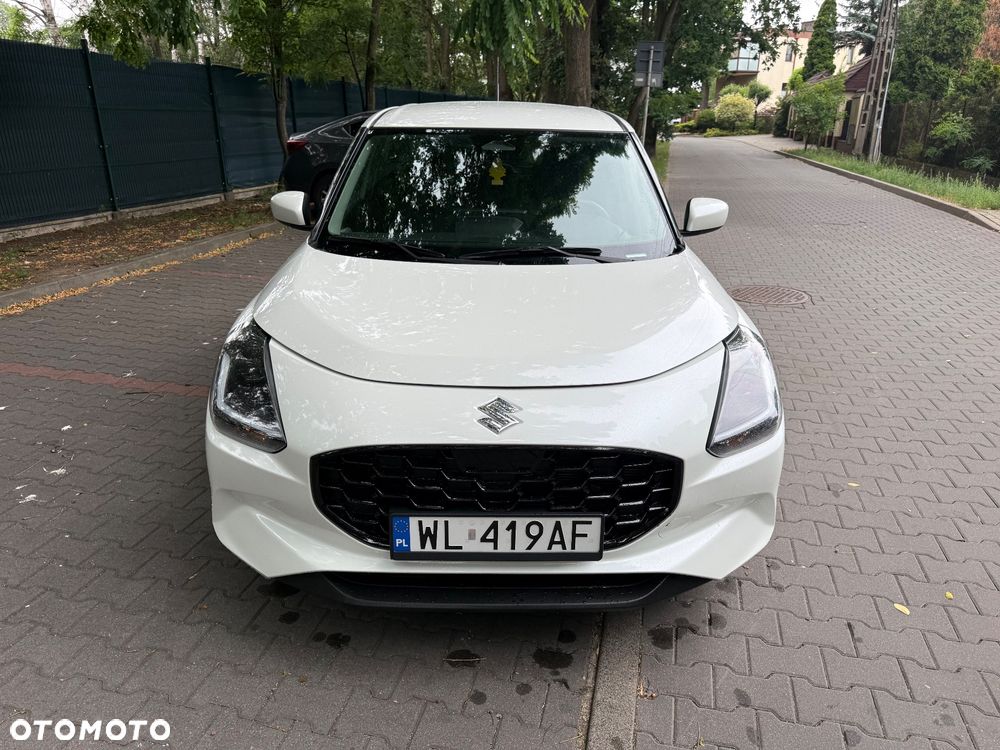 Suzuki Swift 1.2 Dualjet SHVS Premium Plus CVT - 10