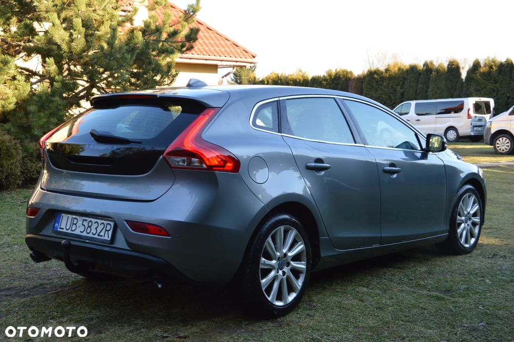 Volvo V40 T3 - 4