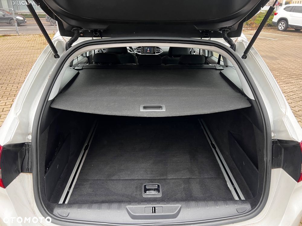 Peugeot 308 BlueHDi 130 Stop & Start Allure - 12