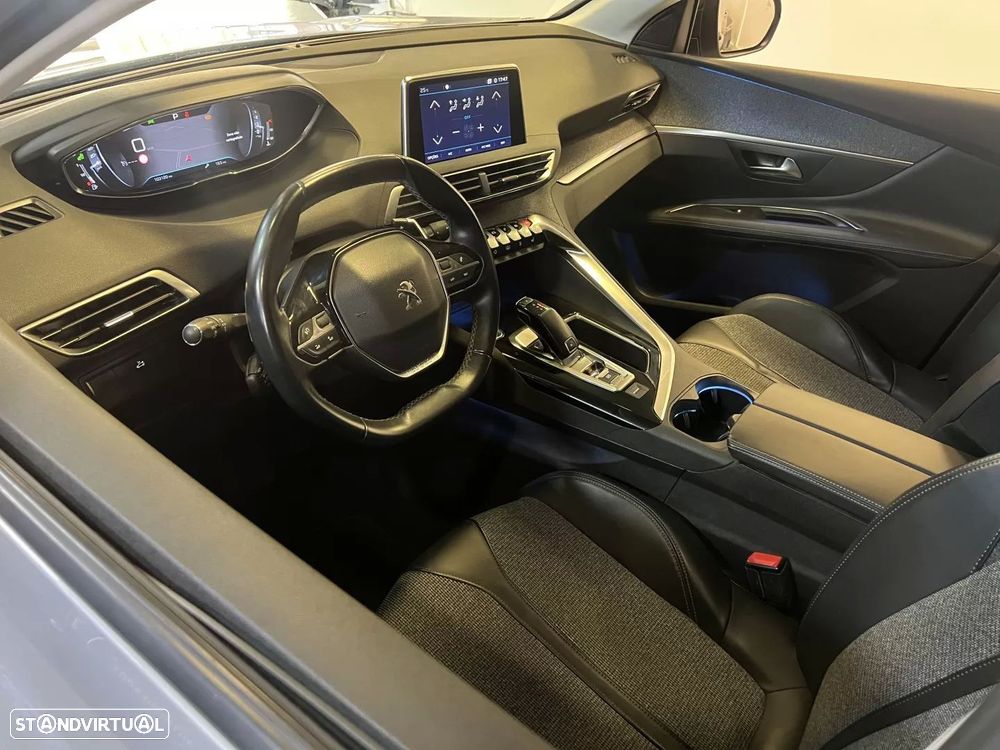 Peugeot 3008 PureTech 130 Stop & Start GPF EAT8 Allure - 5