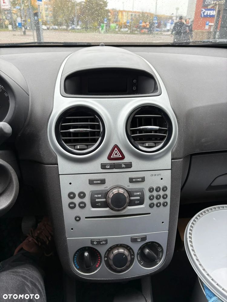Opel Corsa - 9