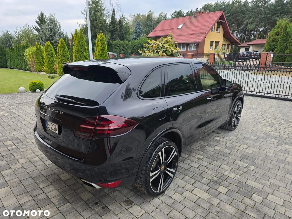 Porsche Cayenne Diesel Platinum Edition - 4