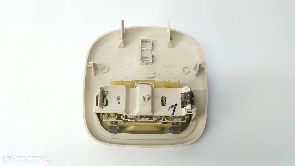 LUZ INTERIOR CITROEN C4 SEDAN COLLECTION - 4