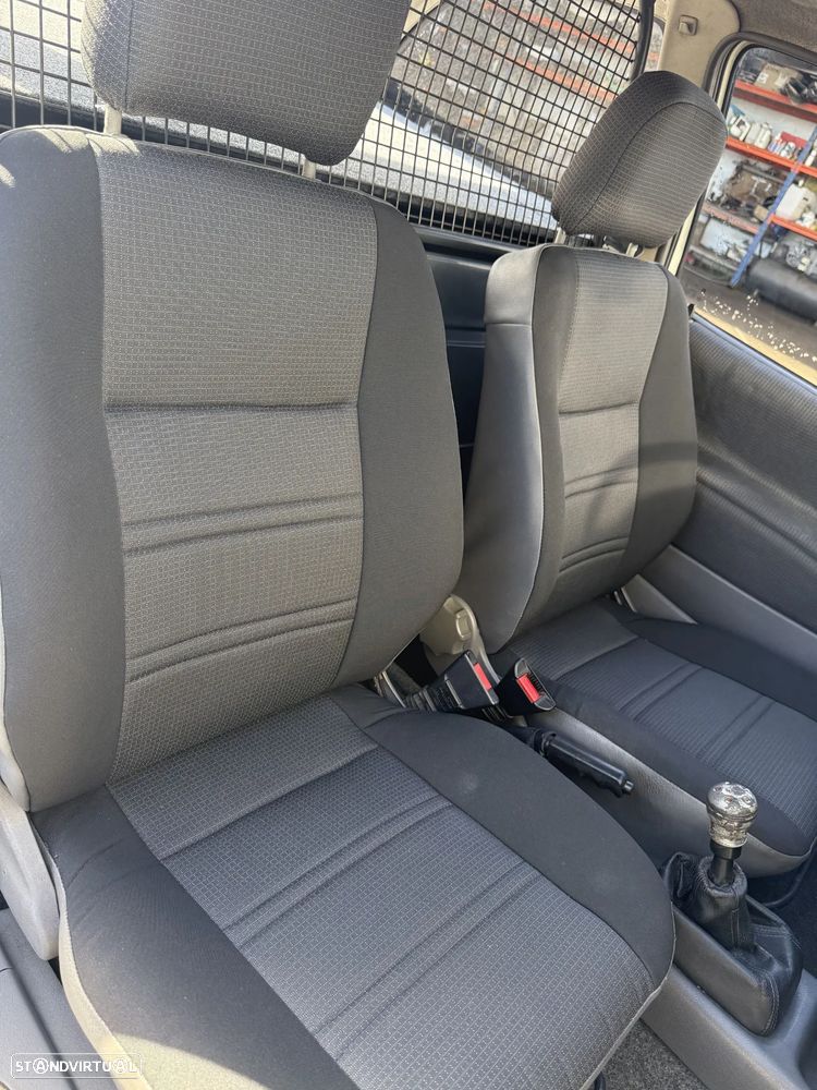 Opel CORSA B 1.7 D C/ EXTRAS - 10