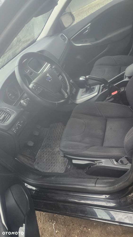 Volvo V40 - 8