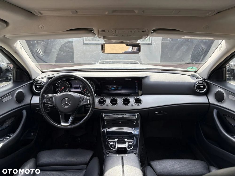 Mercedes-Benz Klasa E 200 d T 9G-TRONIC Avantgarde - 7