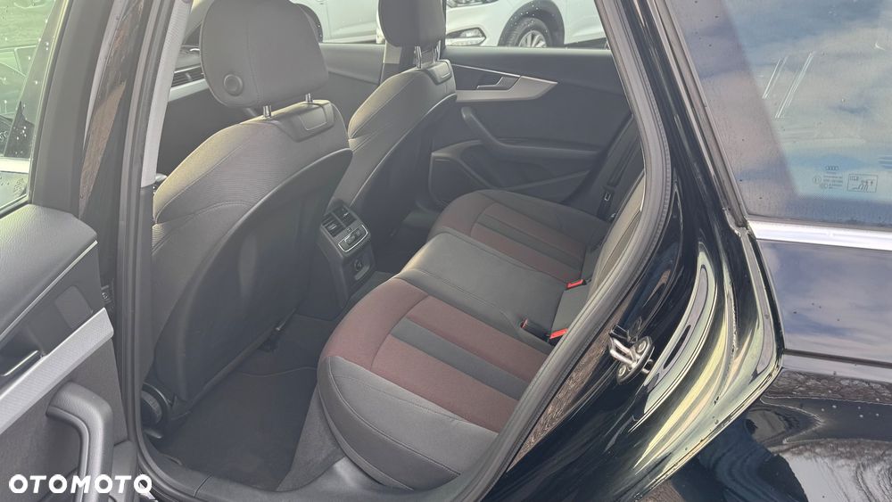 Audi A4 Avant 3.0 TDI quattro tiptronic sport - 27