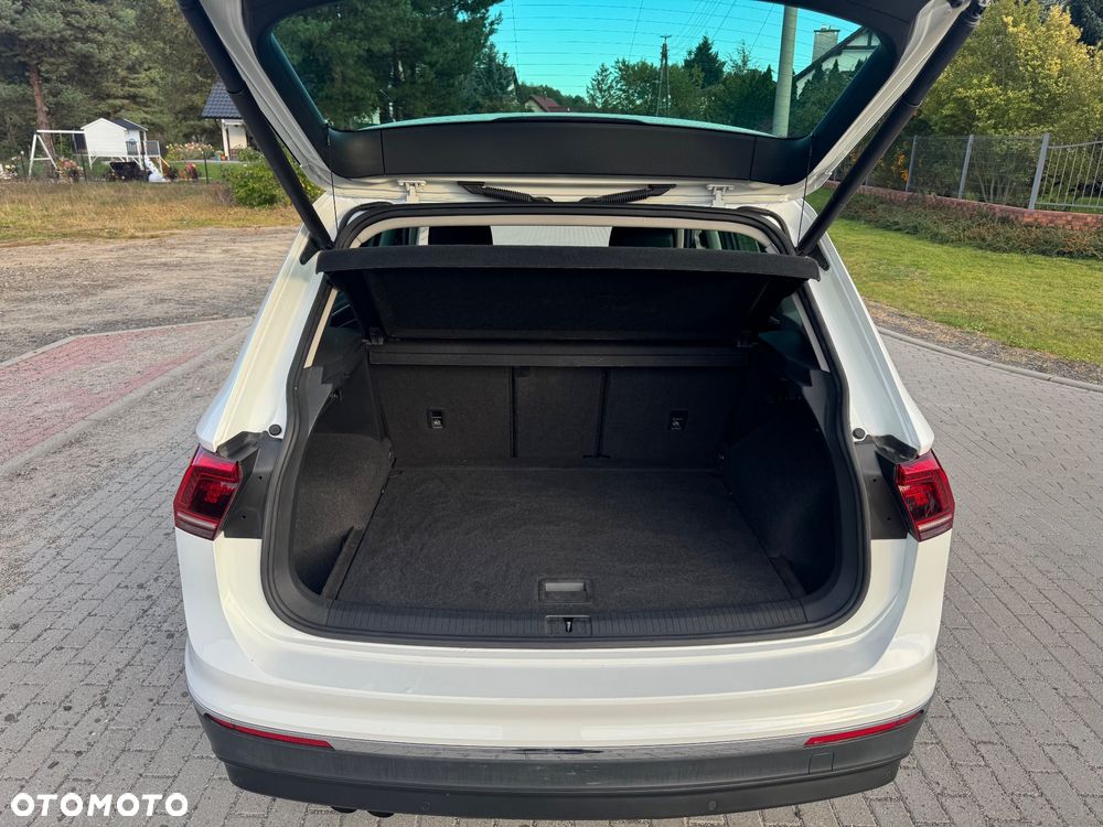 Volkswagen Tiguan - 9