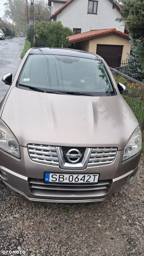 Nissan Qashqai 2.0 dCi DPF tekna - 1