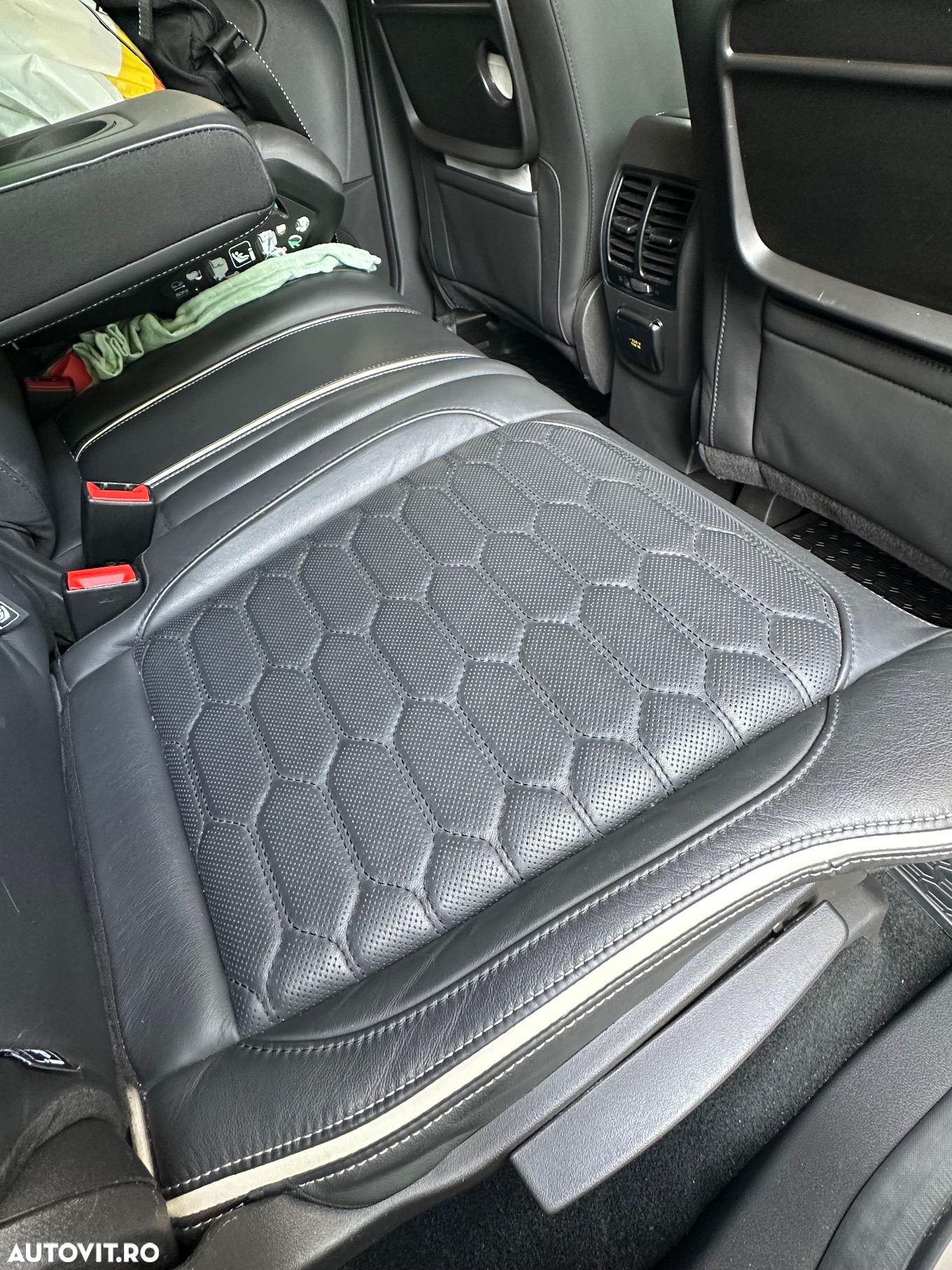 Ford Kuga 2.0 TDCi 4WD Powershift Vignale - 23