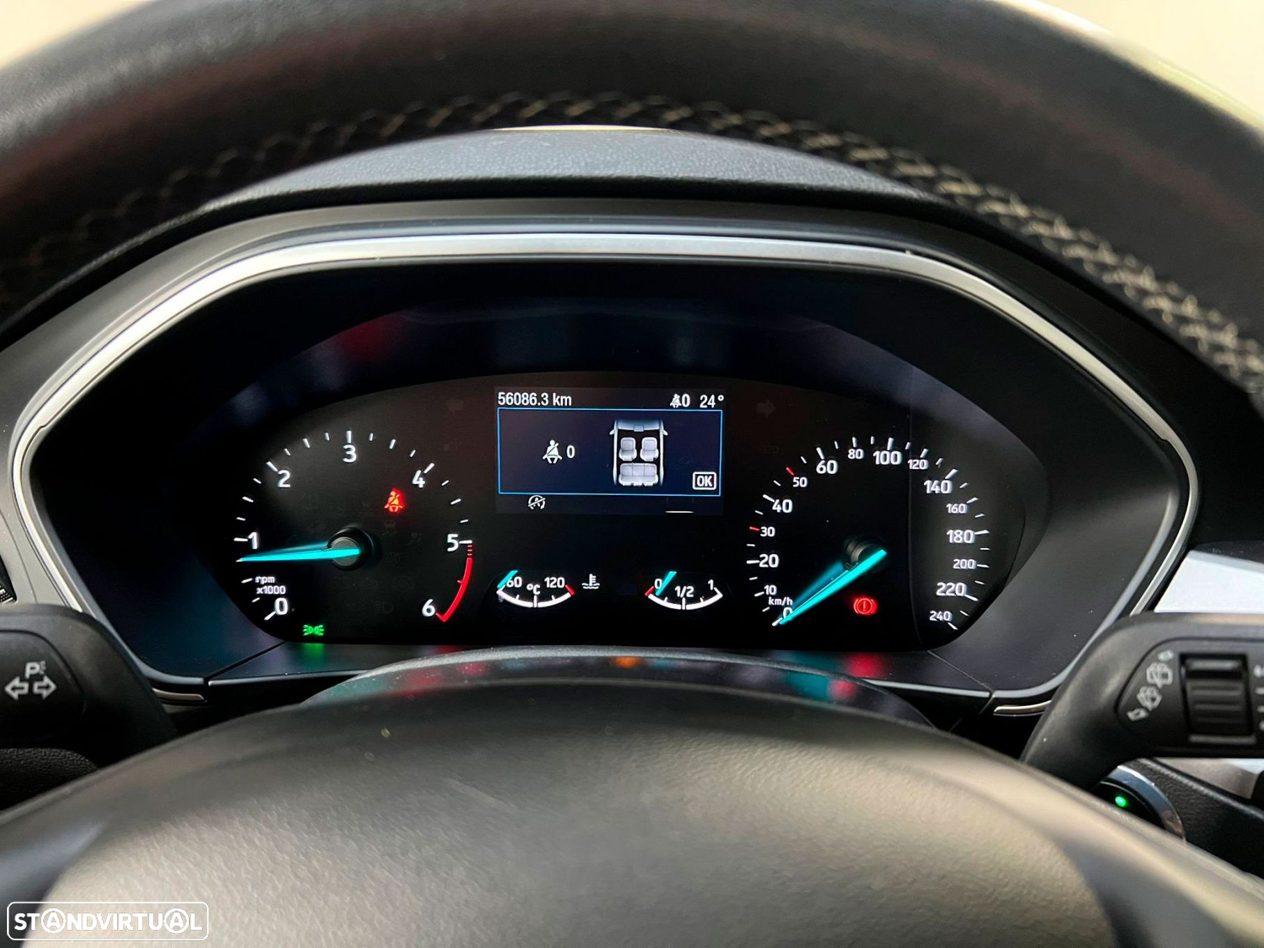 Ford Focus SW 1.5 TDCi EcoBlue Connected - 10