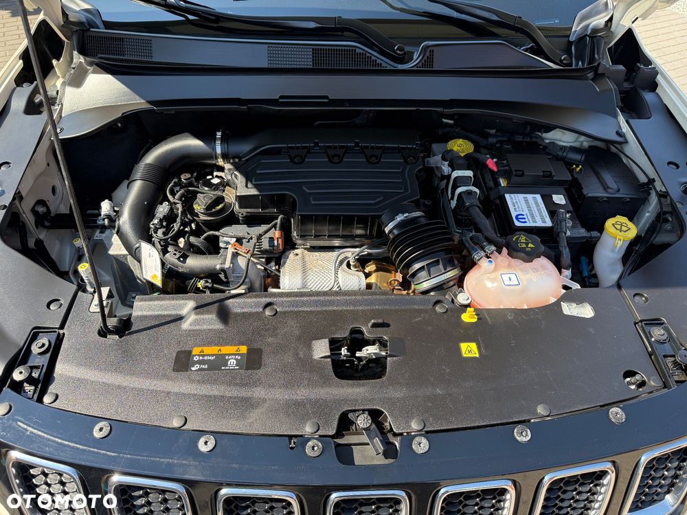 Jeep Compass - 38
