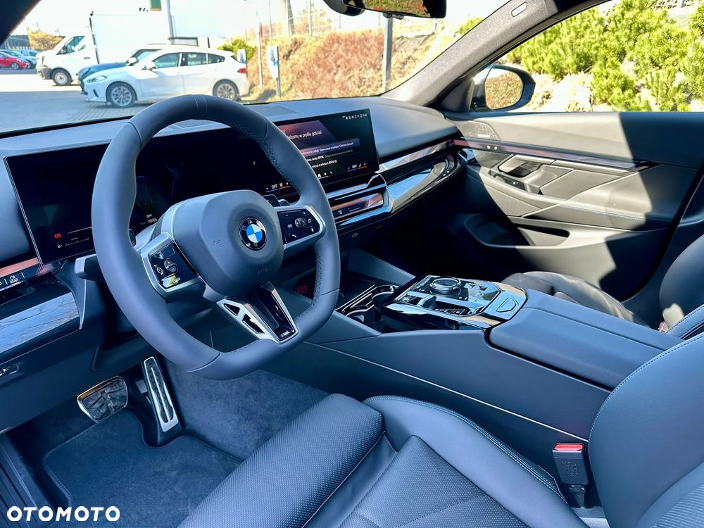 BMW Seria 5 520d xDrive mHEV - 5