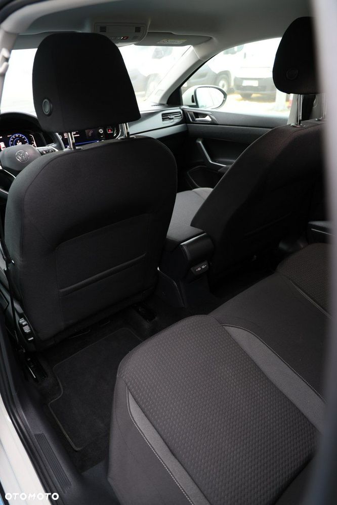 Volkswagen Taigo - 29