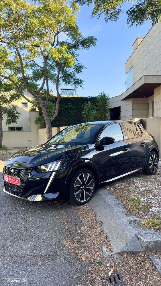 Peugeot 208 PureTech 100 EAT8 GT Pack - 1
